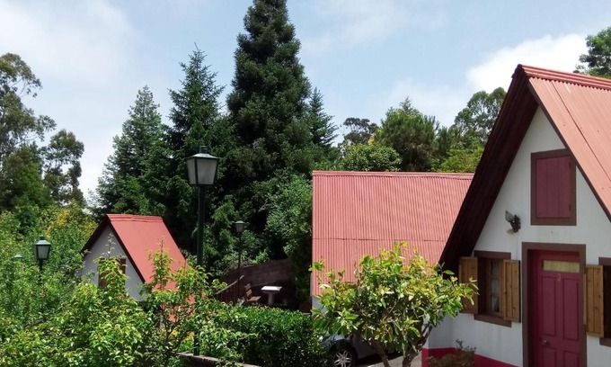 Santana Ski Chalet | Experience Abrigo da Serra: Nature Trails Await You