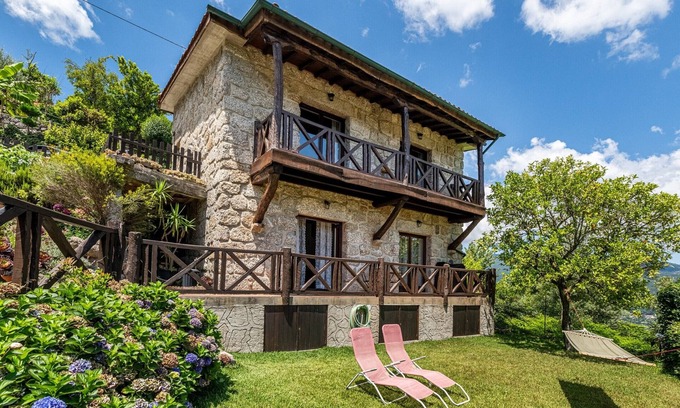 Rio Caldo Cottage | Abrigo do Gerês - Cozy Mountain House with Breathtaking Views