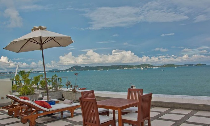 Rawai Villa | Beachfront 2 Bed Villa with Private Pool & Resort Amenities