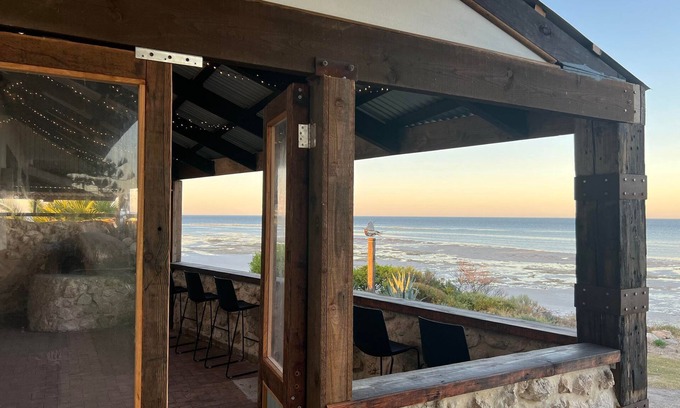 Carribie House | Beachfront Holiday House with Breathtaking Ocean Views