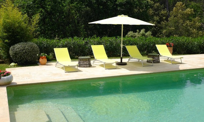 Lorgues Apartment | Tranquil Escape 45 km from St-Tropez with Ocean Views