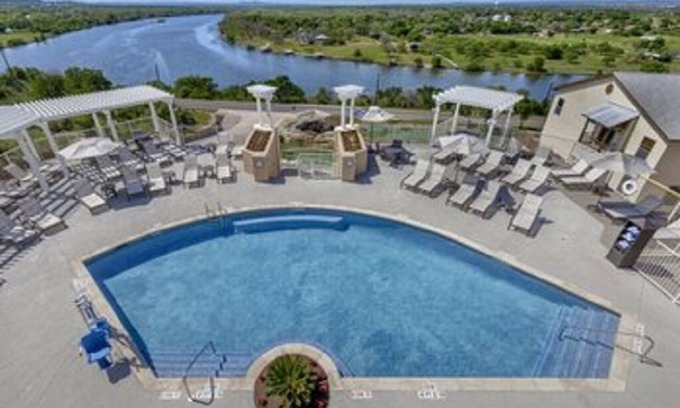 Marble Falls Resort | Experience a Gorgeous Resort with Oceanfront Amenities