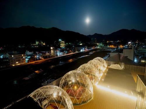Yudanaka Shibu Onsen Hotel | Explore Aburaya Tousen: Spa Retreat with High Ratings