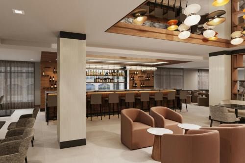 Old Montreal Hotel | Eco-Friendly Retreat at SpringHill Suites Old Montreal
