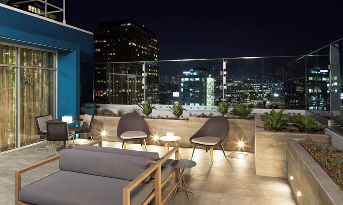 Carthay Circle Hotel | Relax at AC Hotel by Marriott Beverly Hills with Top Amenities