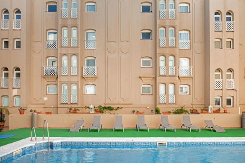 La Linea de la Concepcion Hotel | Relax at AC Hotel La Línea by Marriott with Oceanfront Views