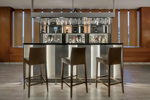 Sevilla Este Hotel | Inviting AC Hotel Sevilla Fórum by Marriott with Pool & Dining