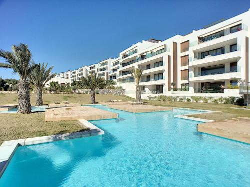 Lo Rufete Apartment | Discover Acacia 226: Golf Retreat with Pool & Pet-Friendly Perks