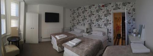 Guildford Bed & Breakfast | Inviting Acacia Villas Guest House – Rated 8/10 by Guests