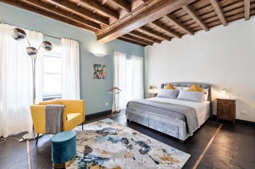 Roman Quarter Apartment | Discover ACADAMIS - GARIBALDI 9 BIS: Rated 9.2/10