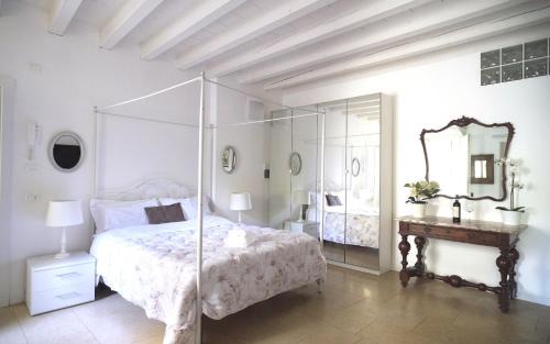 Citta Alta Apartment | Academia Residence: Rated 9/10, Perfect for Families