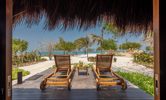 Baru Hotel | Idyllic ACASI Rustic Beach: Pool, Ocean View & Spa Retreat