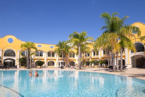Acaya Hotel | Explore Acaya Golf Resort & Spa: Pet-Friendly Oceanfront Retreat