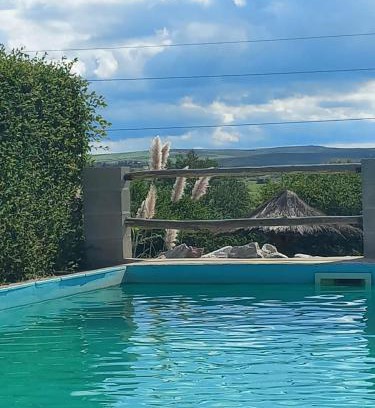La Cumbre Apartment | Oceanfront Access: Acceso Viejo Casas de Campo Awaits