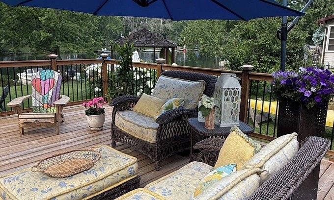 Severn Bridge Cottage | Accessible Luxury Riverside Beauty!