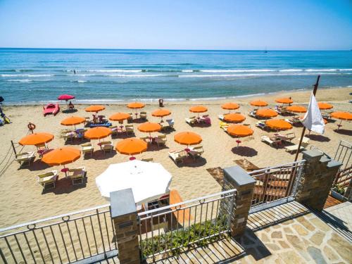 San Mauro Cilento Apartment | Beachfront Bliss at Acciaroli Vacanze Residence - 4 Stars