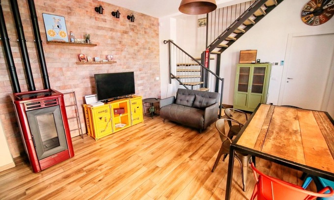 Cassano Magnago Apartment | Cozy Loft Near Milan-Malpensa with Family & Pet Amenities