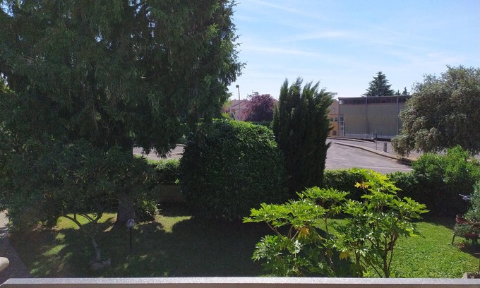 Ronciglione Villa | Relaxing Lake View Accommodation at 29 with Spa & Breakfast