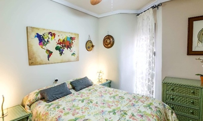 Ciudad Jardin Apartment | Convenient Accommodation in Cordoba with Parking Options