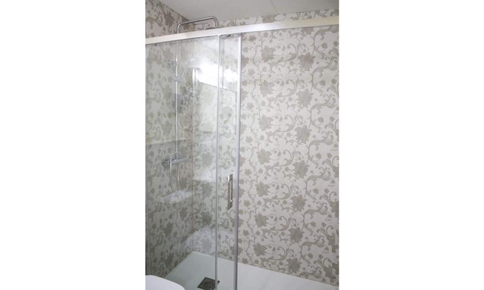 Siguenza Apartment | Relax in Victoria Apartment with Terrace and Spa Amenities
