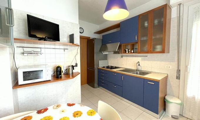 Chiesa Rossa Apartment | Child-Friendly Accomodo MIB28 Bivano near Navigli Canals