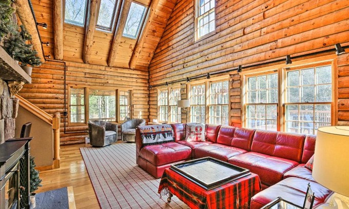 Accord House | Relaxing Accord Vacation Rental with Pool & Hot Tub