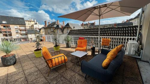 Brive-la-Gaillarde Apartment | Charming Renovated T2 with Terrace in City Center