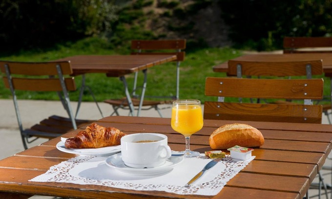 Athee-sur-Cher Hotel | Comfortable Stay at ACE Hôtel Travel Athée sur Cher