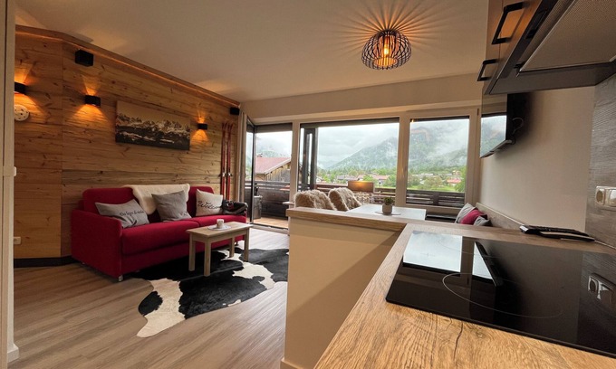 Ettenhausen Apartment | AchenKastl for 1-3 persons 40 sqm, living room/kitchen, bedroom, south-facing