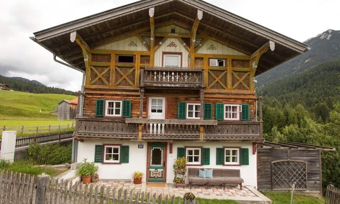 Achenkirch House | Family-Friendly Achentaler Bauernhäusl with Kitchen Amenities