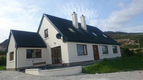 Achill Sound House | Discover Achill Atlantic Dream - Family-Friendly Escape