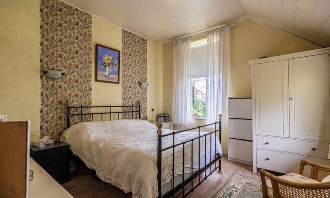 Bourtange Bed & Breakfast | Oceanfront Comfort at Achter de Vesting – Family Friendly Stay