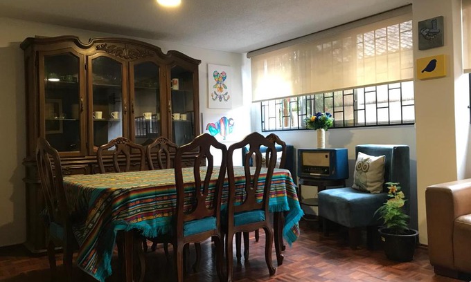 La Mariscal Apartment | Cozy Apartment Near Universidad Católica, Quito - Pet Friendly