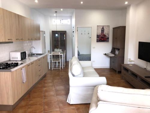 Chio Apartment | Inviting Oceanfront Retreat in Chio with Free WIFI