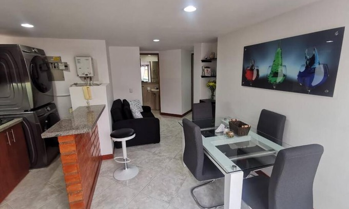 Sabaneta Apartment | Cozy Retreat Near Parque Sabaneta - Pet and Child Friendly