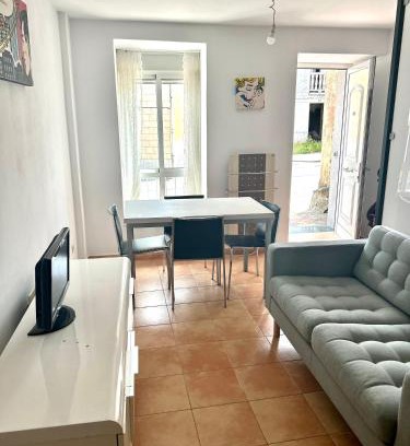 Mugardos House | Cozy Casita in Mugardos: Pet & Child Friendly Retreat