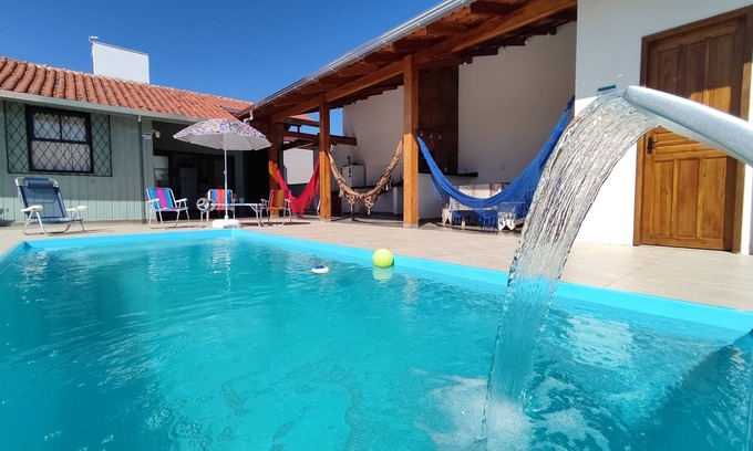 Salinas House | Cozy Aconchego 57: Pet-Friendly Oasis with Ocean Views