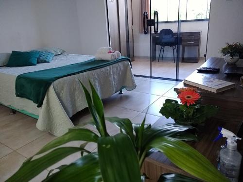 Jacuecanga House | Discover Aconchego da Floresta: Ocean View & Pet-Friendly
