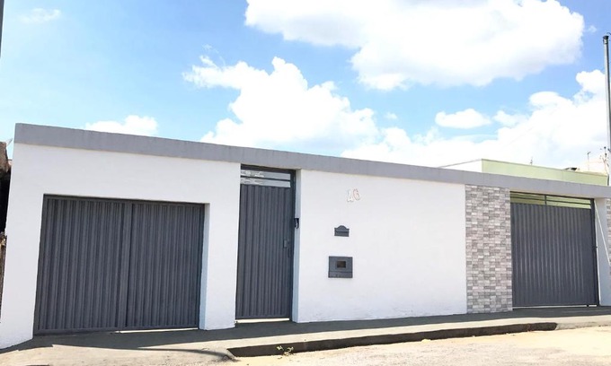 Piumhi House | Pet-Friendly Aconchego da Gabi Near City Center - Rated 10/10