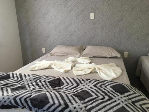 Vila Poran House | Cosy Aconchego das Flores: Family & Pet Friendly Retreat