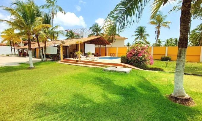 Salinopolis House | Relax at Aconchego do Caranã: Pool, Spa & Family Friendly
