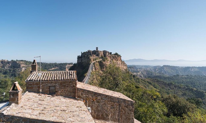 Bagnoregio House | Unwind at Acqua di Civita: Top-Rated Rooms & Spa