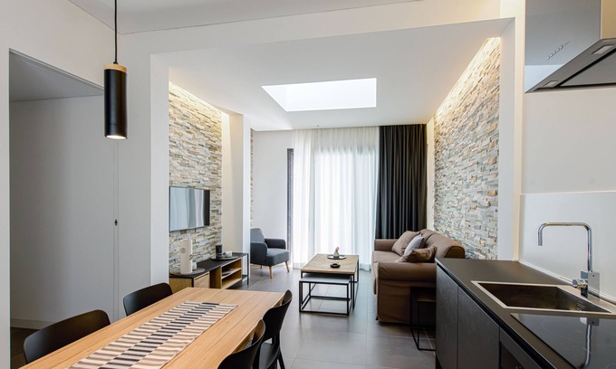 Lake Bracciano Apartment | Discover Acquarella Resort's Oceanfront Acquamarina Suite