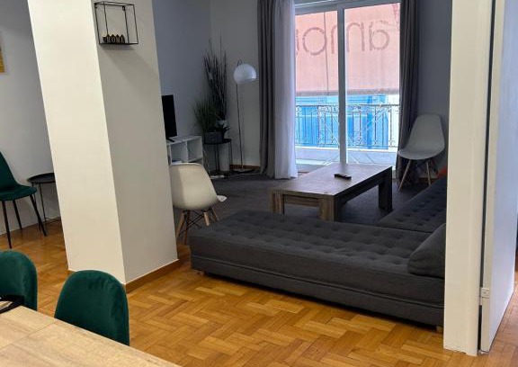Omonia Apartment | Acropolis View: 4-Bed Flat Near Major Attractions