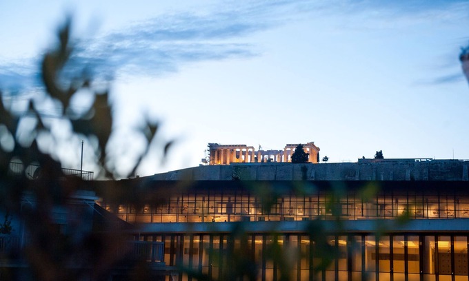 Makrigianni Apartment | Deluxe Acropolis View Penthouse with Family-Friendly Amenities