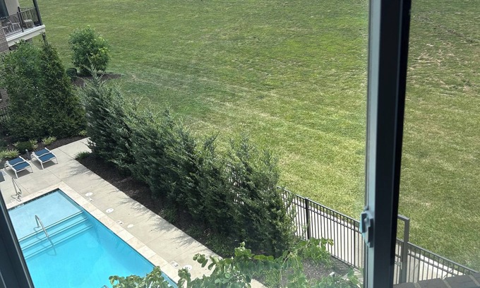 Lenexa Apartment | Prime Location: 1BR Apartment Near Lenexa City Market