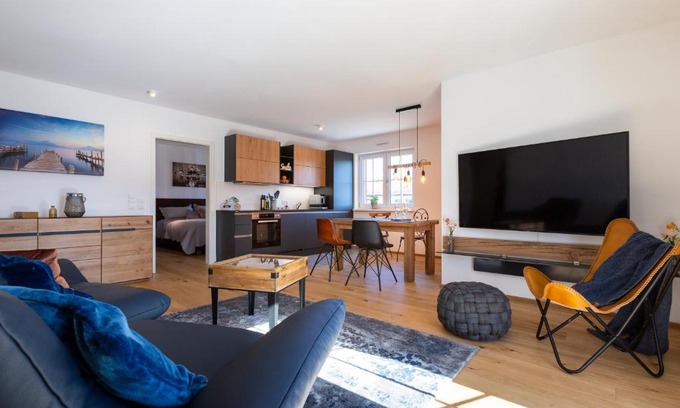 Feldwies Apartment | Ad Fontes Suite with Mountain Views & Relaxing Sauna