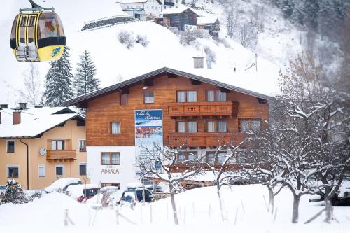 See Hotel | Inviting Stay at Ad Laca: Family-Friendly with a Hot Tub