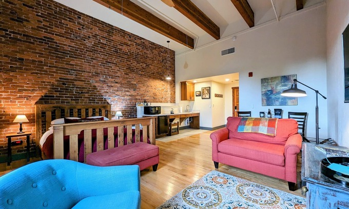 Amity Apartment | Accessible Suite in the Heart of Amity with Spa & Dining