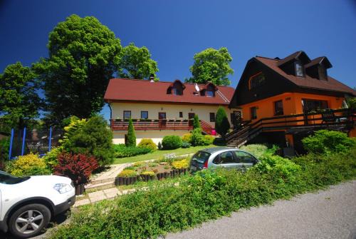 Liptovsky Trnovec Apartment | Top-Rated Ada Apartments with Ocean View & Family Amenities